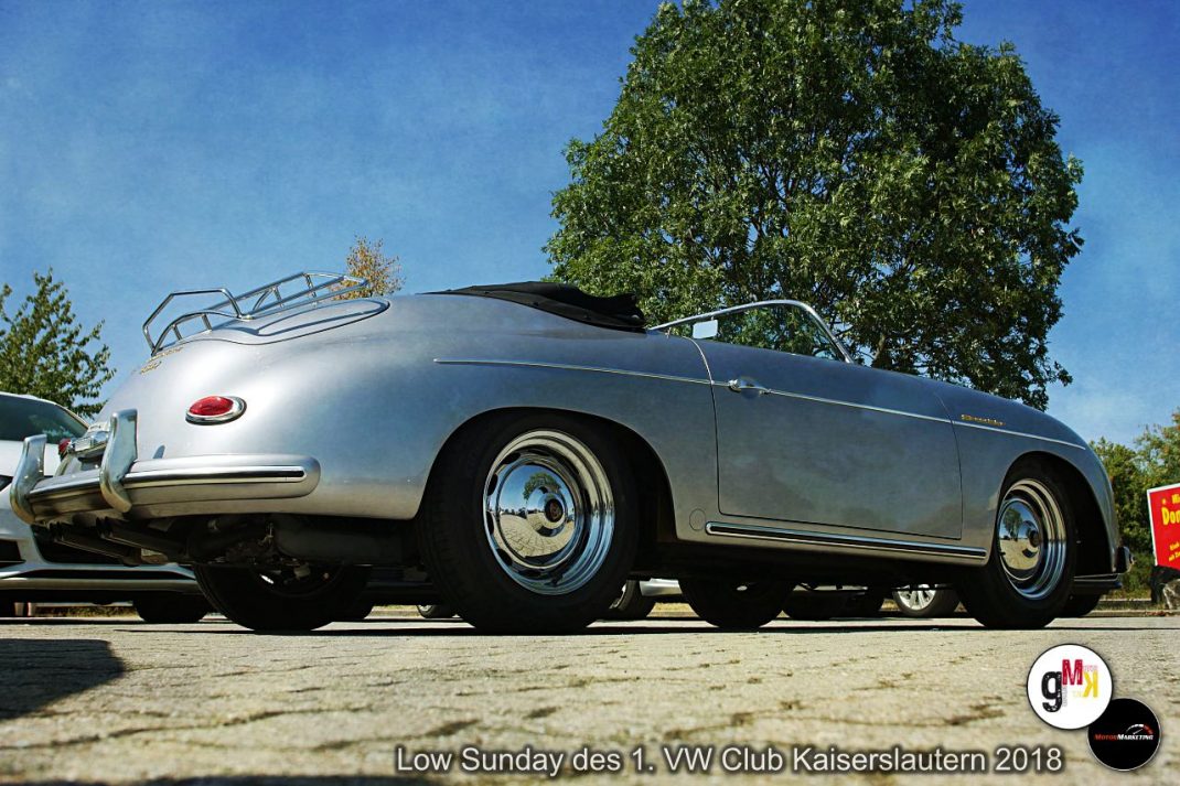 Silberner Porsche 356 Cabriolet mit Dachtransportgestell beim Low Sunday des 1. VW Club Kaiserslautern 2018